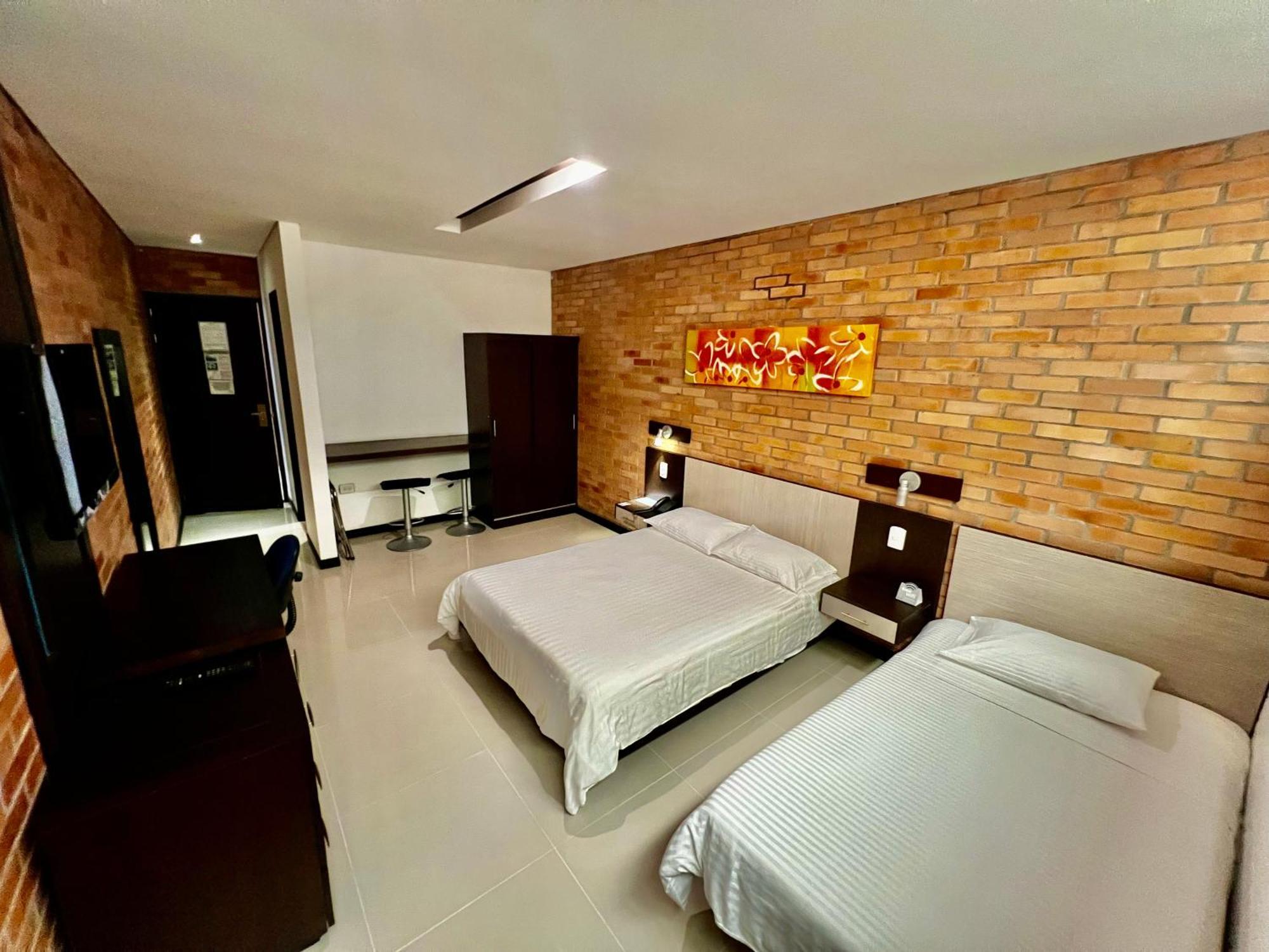 Hotel Toscana Oriente Rionegro Exteriör bild