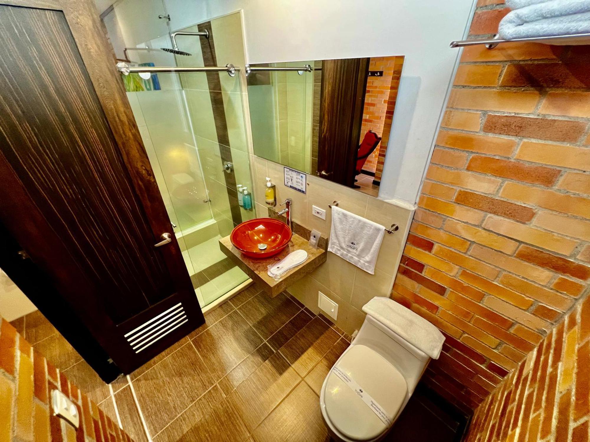Hotel Toscana Oriente Rionegro Exteriör bild